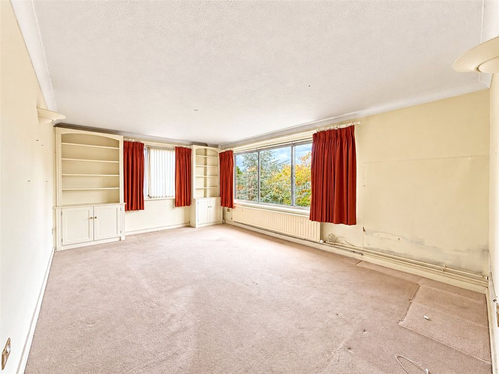 Property photo 2 of 11 Picture No. 10