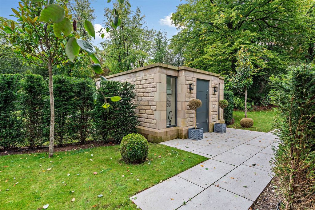 Additional image 6 of 3 bed detached house to rentSt. Margarets Road, Altrincham, Greater Manchester WA14