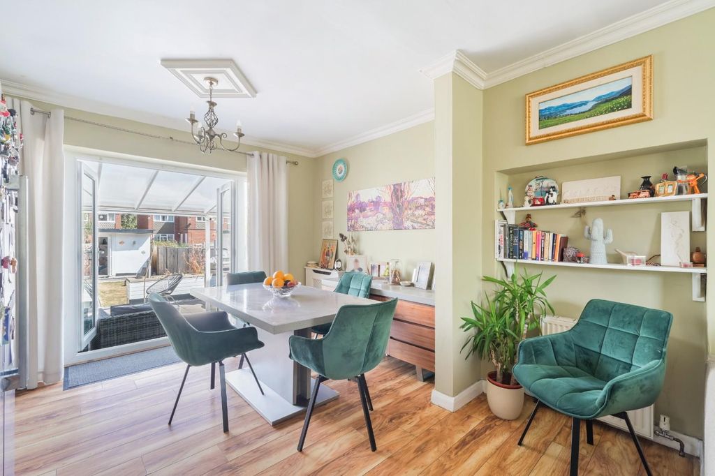 Property photo 3 of 14 Tonstall Road