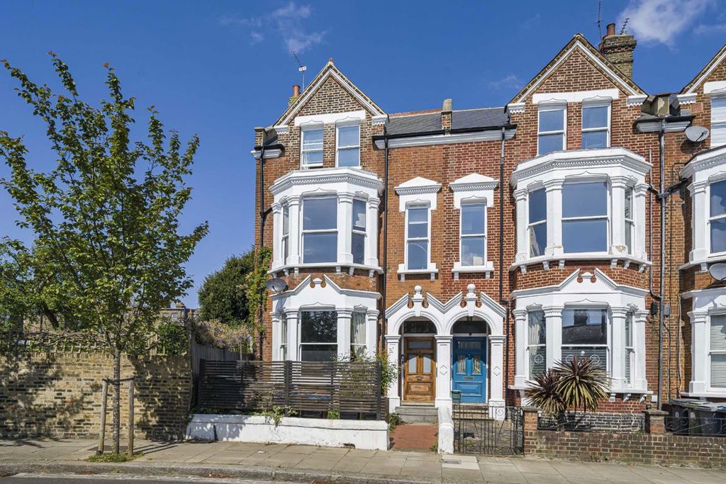 Property photo 1 of 7