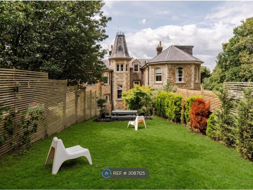 Property photo 2 of 25 Garden View