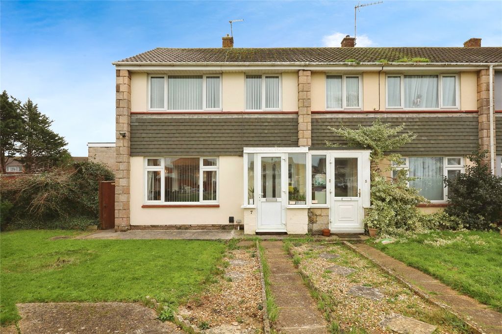 Property photo 1 of 17 Picture No. 02