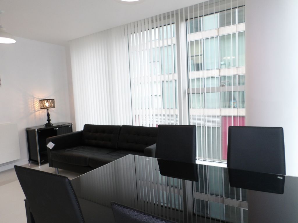 Property photo 3 of 10 Living Room