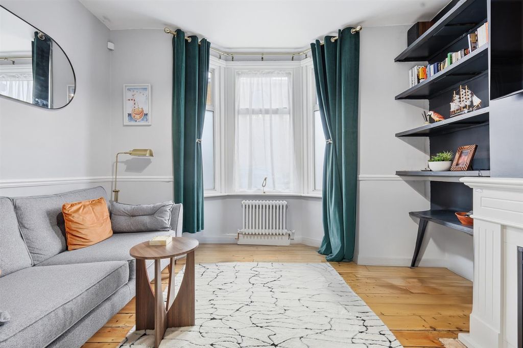 Property photo 3 of 19 5.Jpg