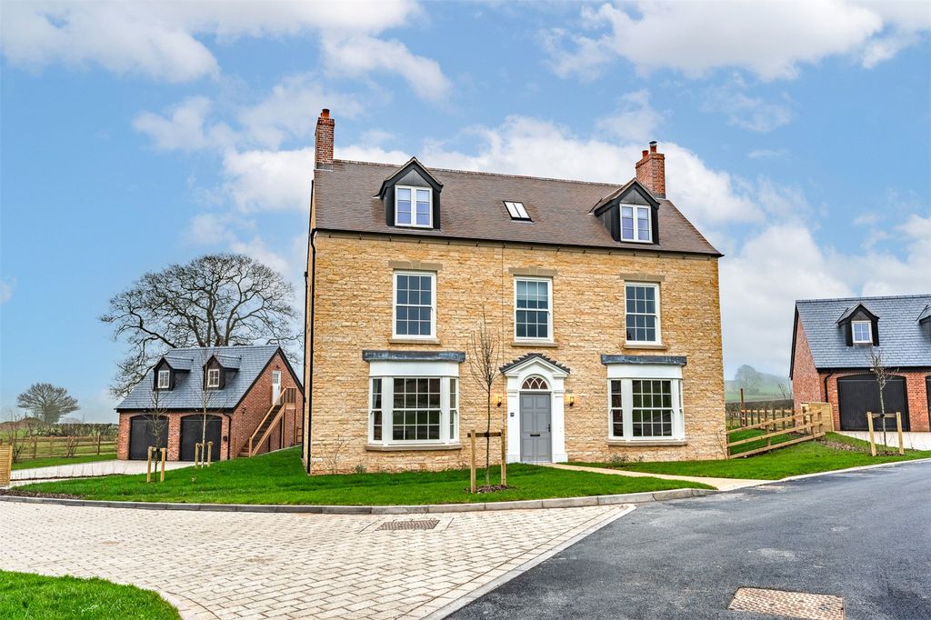 Property photo 1 of 33 Picture No. 24