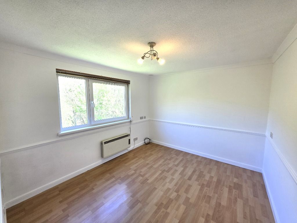 Property photo 3 of 11 Photo 3
