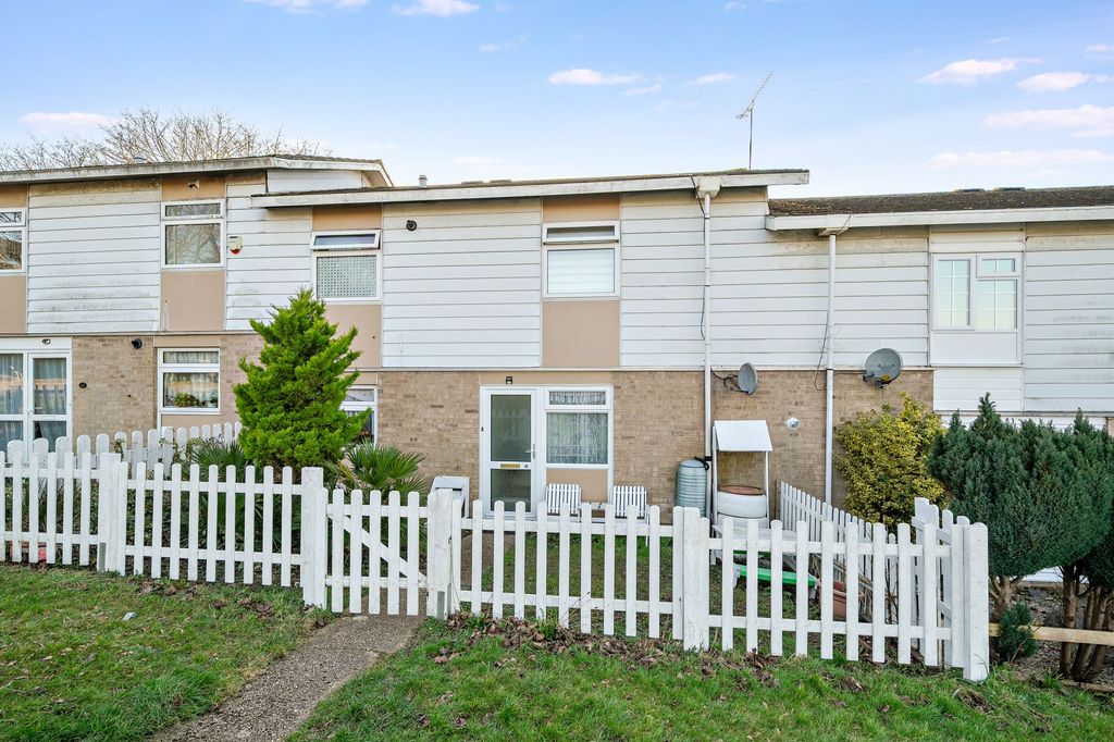 Property photo 1 of 18