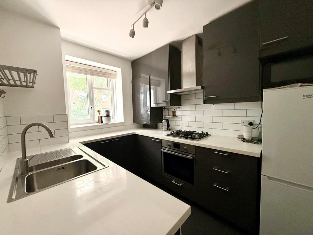 Property photo 2 of 10 1.Jpg