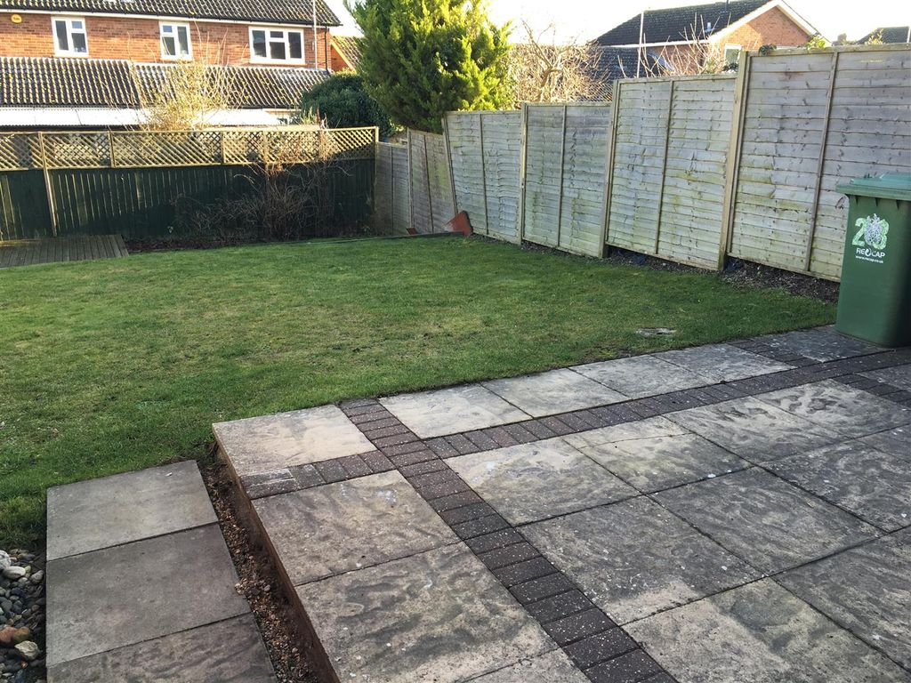 Property photo 2 of 4 Garden (2).Jpg