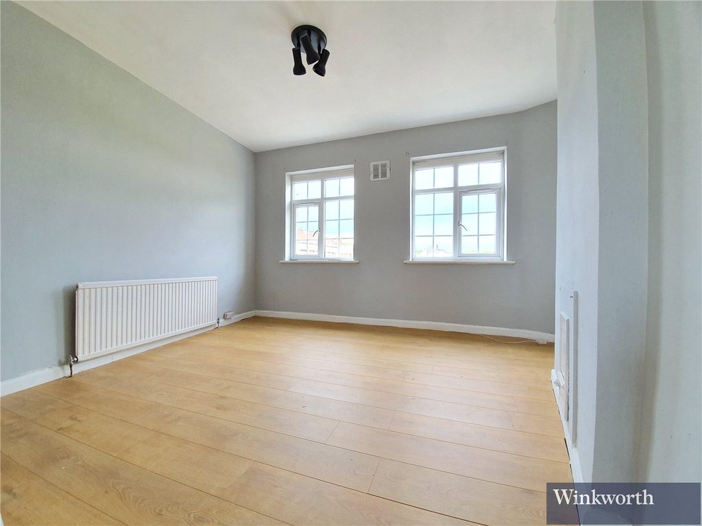 Property photo 1 of 4 Picture No. 08