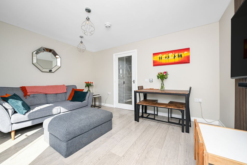 Property photo 3 of 16 Property Image 3