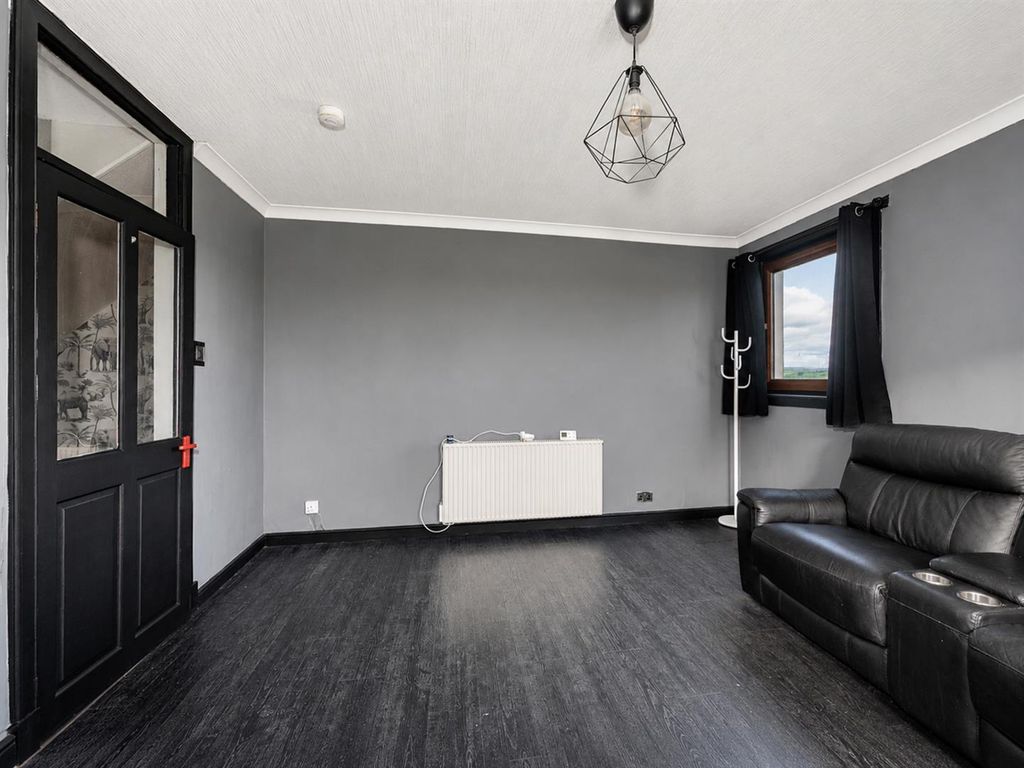 Property photo 3 of 13 237 Tweed Crescent Dundee-5.Jpg