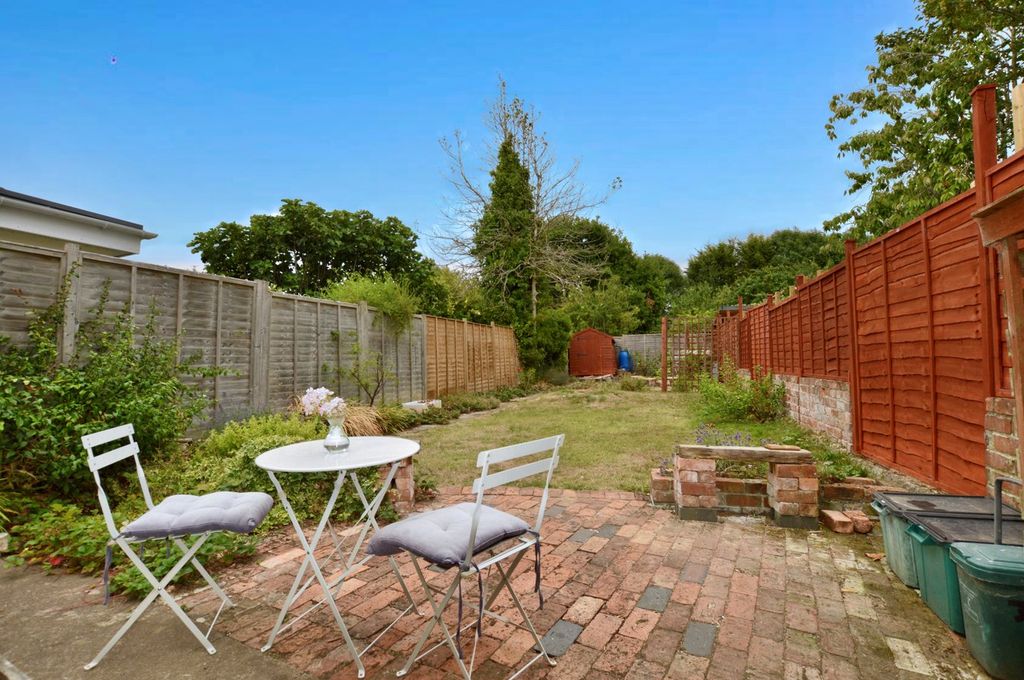 Property photo 2 of 15