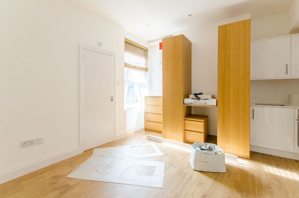 Property photo 2 of 4