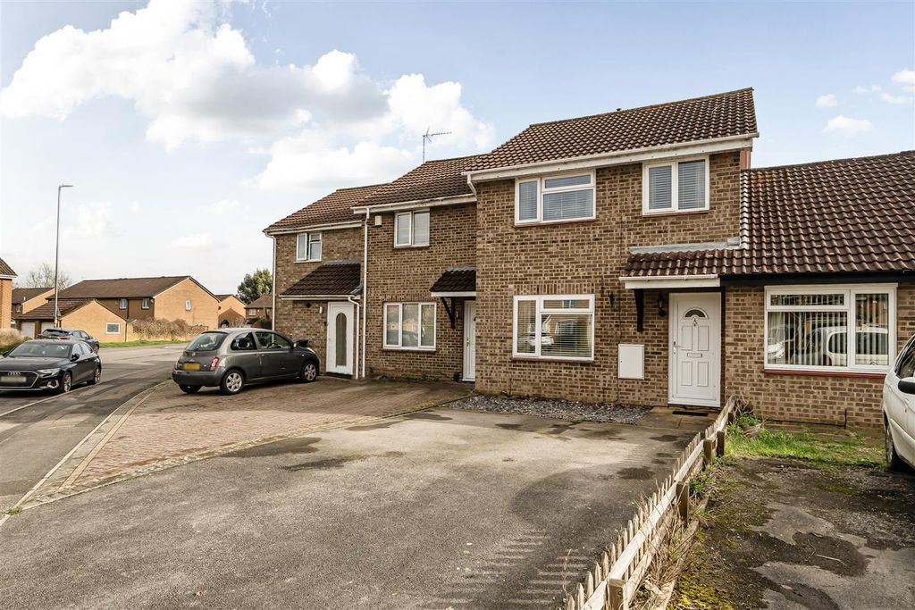 Property photo 1 of 16 Front/Driveway