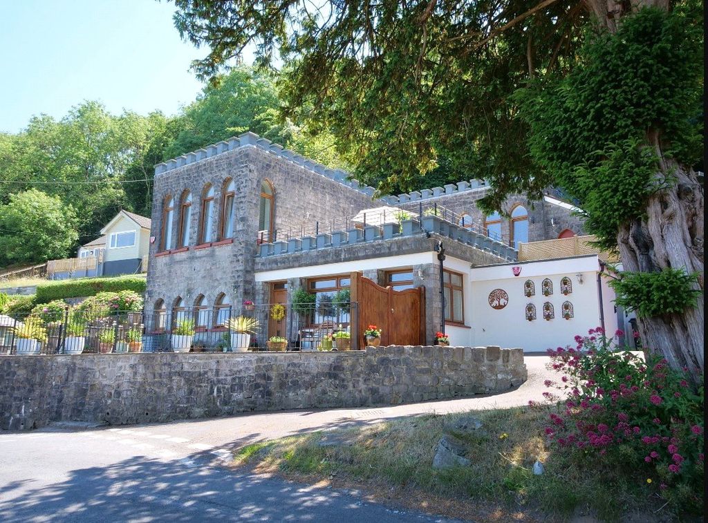 Property photo 1 of 30 Picture No. 24