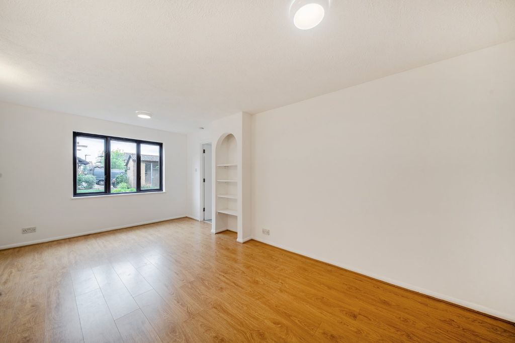 Property photo 1 of 10 Picture No. 13