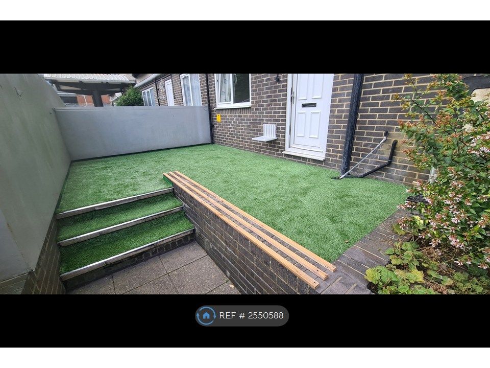 Property photo 3 of 28