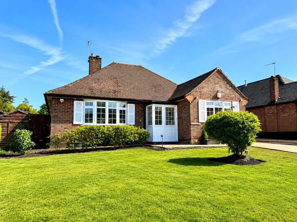 Property photo 1 of 11