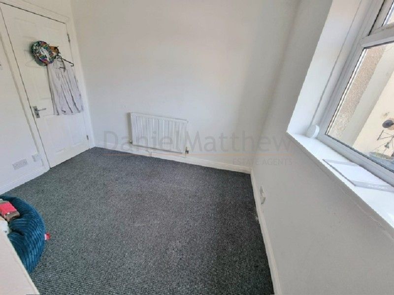 Property photo 2 of 7 Lounge