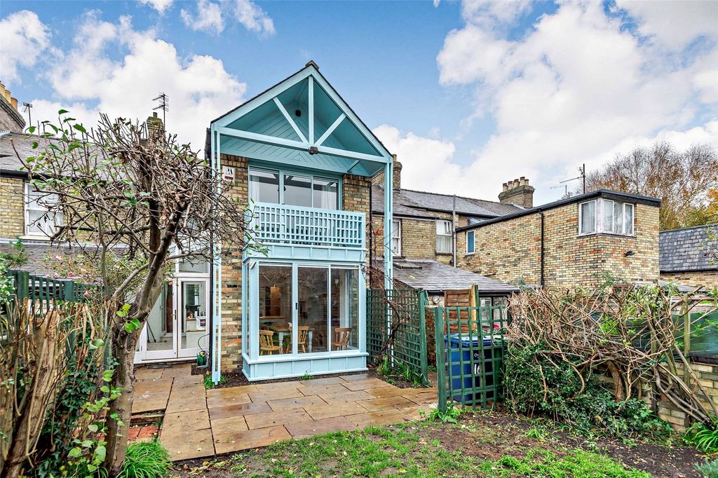 Property photo 2 of 10 Rear Garden