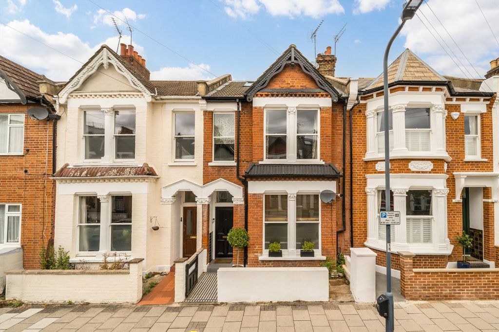 Property photo 1 of 7