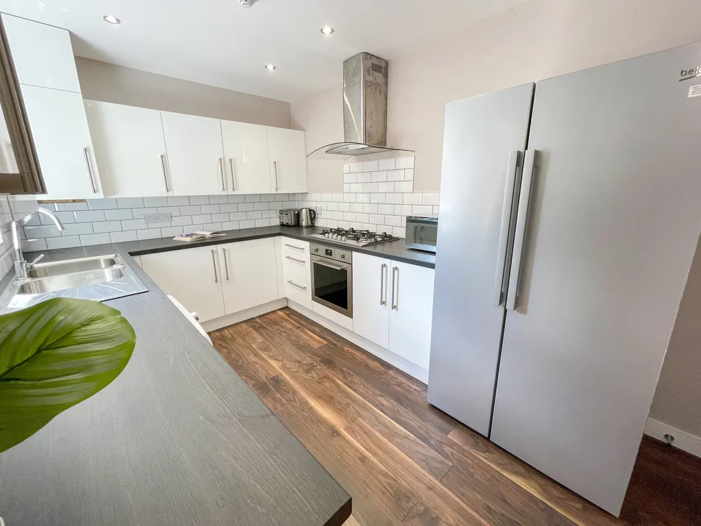 Apartment in Liverpool, Anfield - More