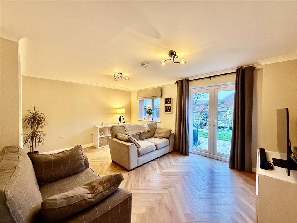 Property photo 2 of 20 2