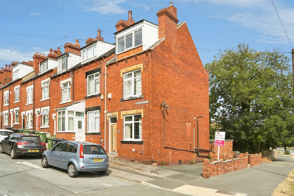 Property photo 1 of 15