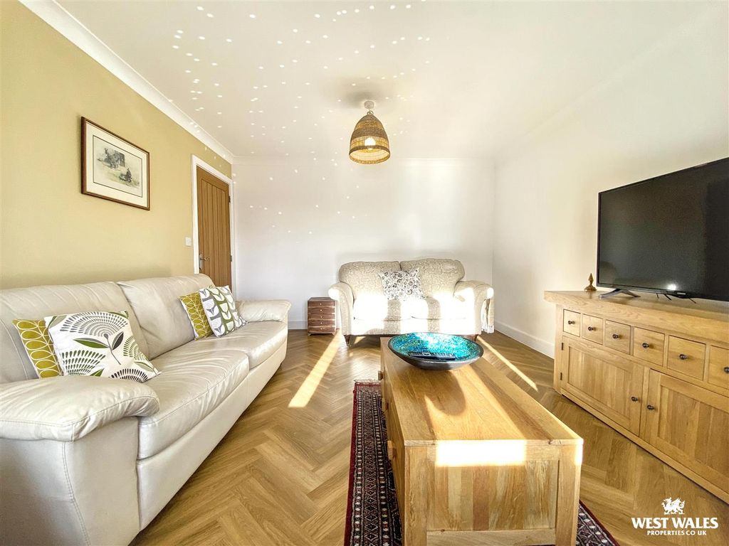 Property photo 3 of 23 Img_6922.Jpg