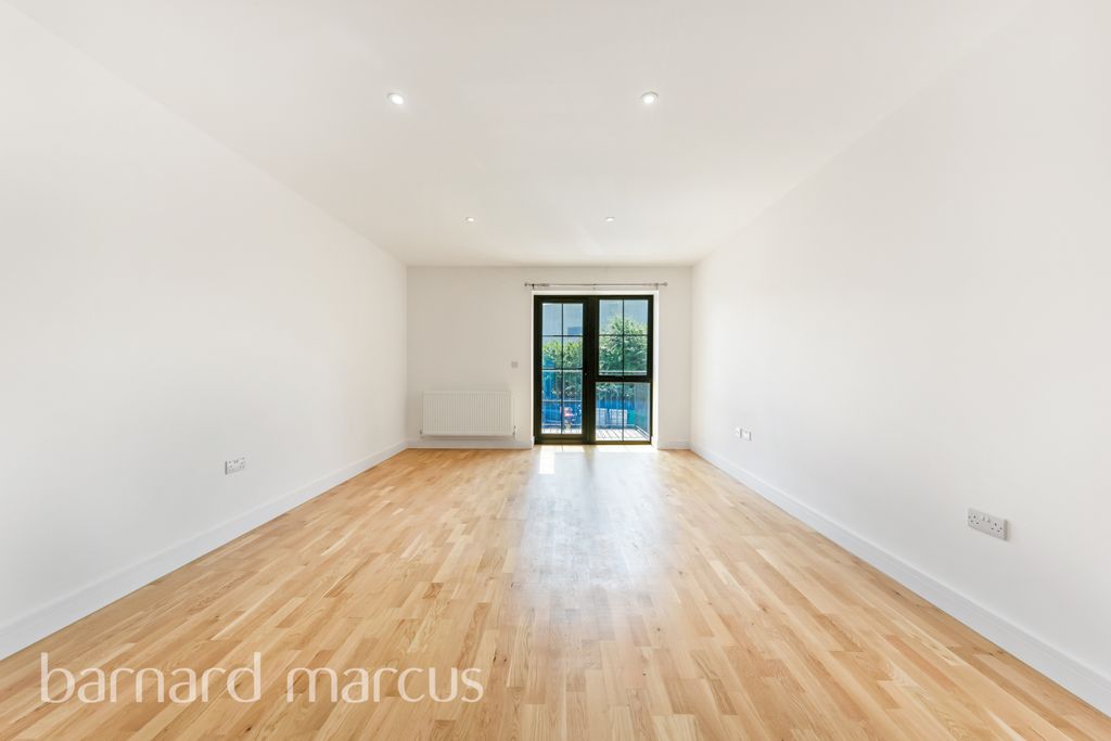 Property photo 3 of 5 Reception Room