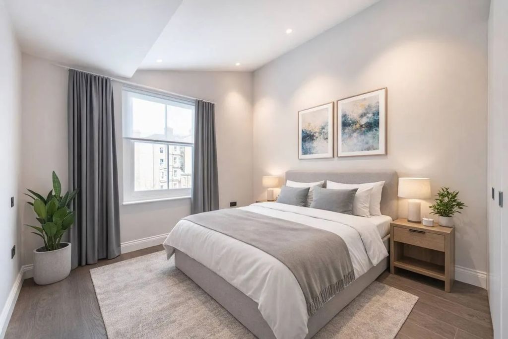 Property photo 3 of 10 Photo 3