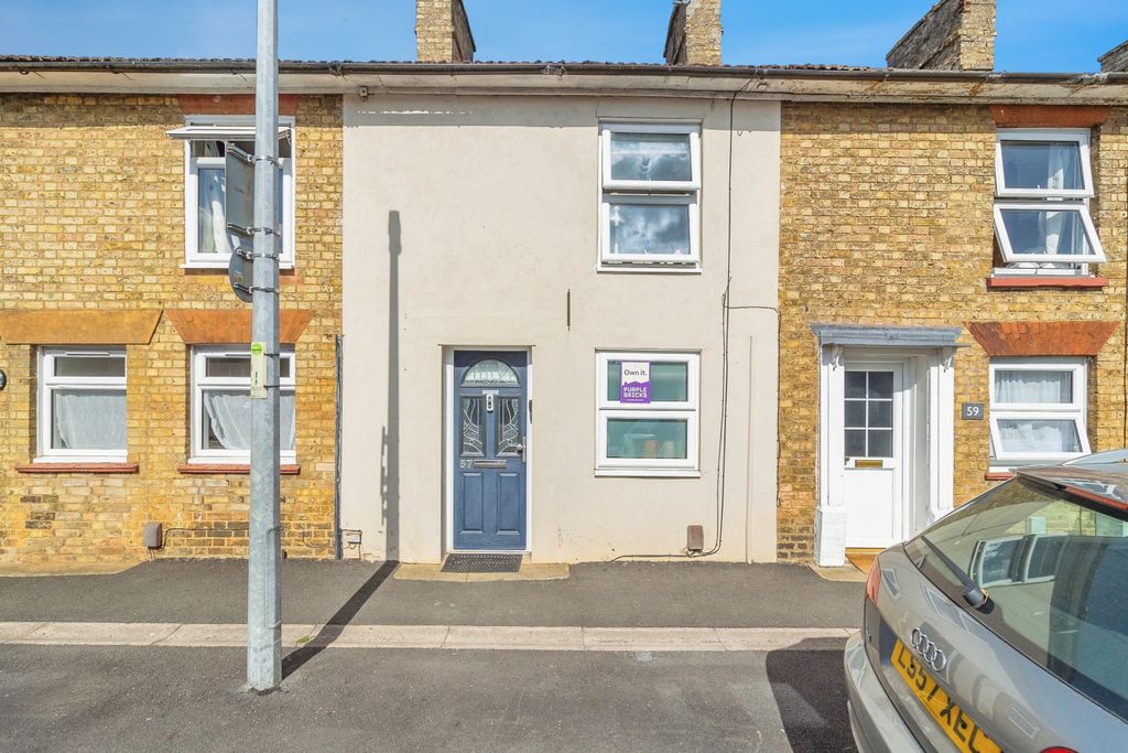 Property photo 1 of 18