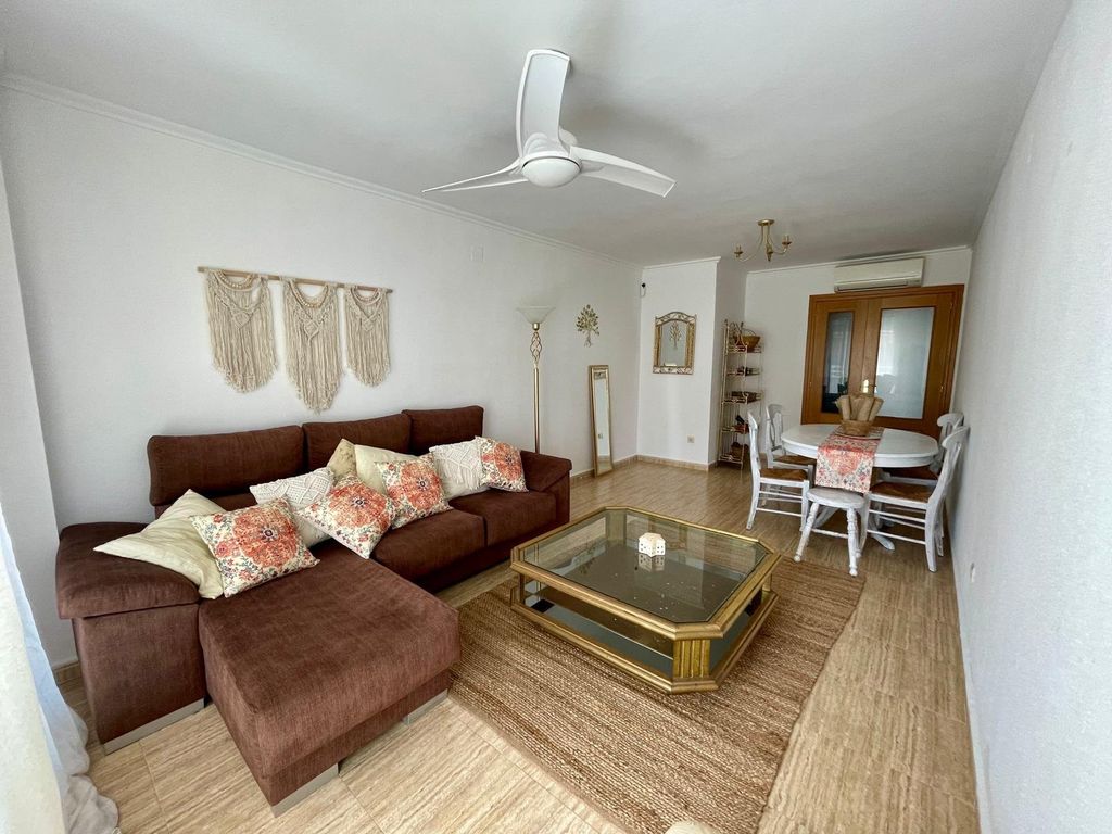 Property photo 2 of 26