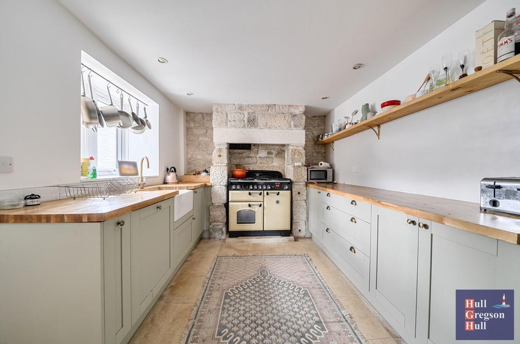 Property photo 3 of 24 5F5B5c03-5Eea-4410-9c16-8c0A08B967Aa.Jpg