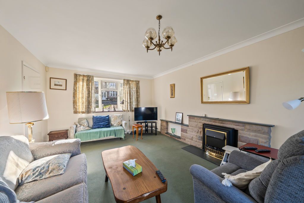 Property photo 3 of 16 Photo 11