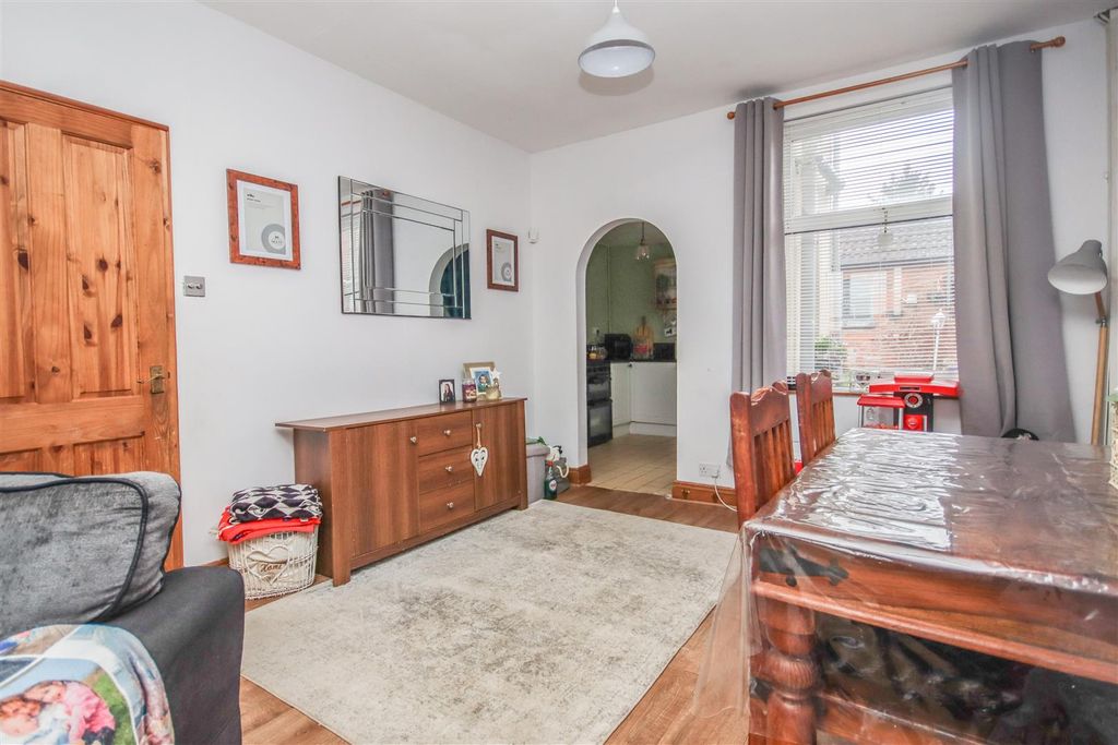 Property photo 3 of 10 Img_1285.Jpg