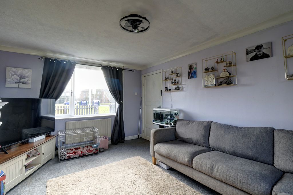 Property photo 3 of 14 Lounge 1.2