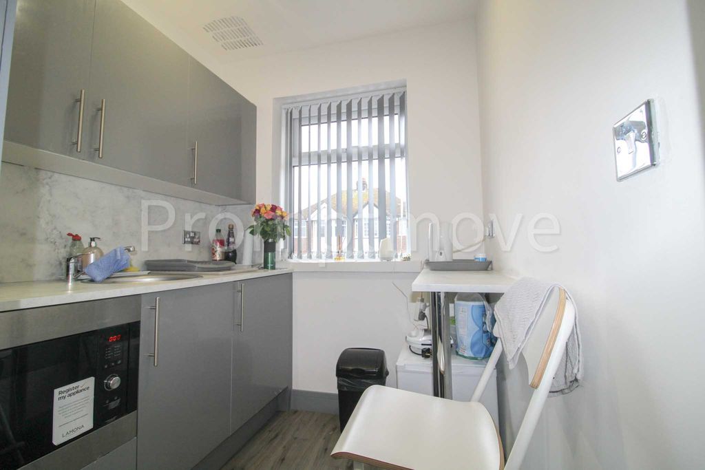 Property photo 3 of 4 Na