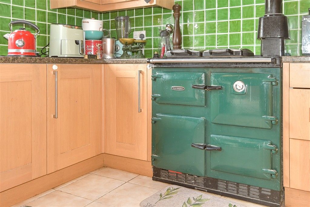 Property photo 3 of 12 Internal Feature