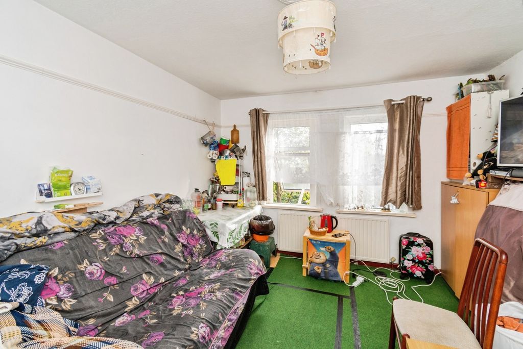 Property photo 3 of 14 Pbox-Img.Jpg