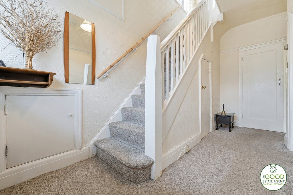 Property photo 3 of 23