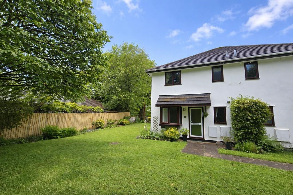 Property photo 1 of 10 Front.Jpg