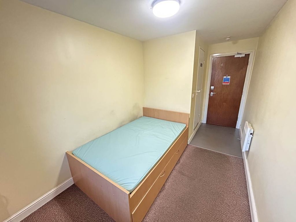 Property photo 3 of 6 Img_9749