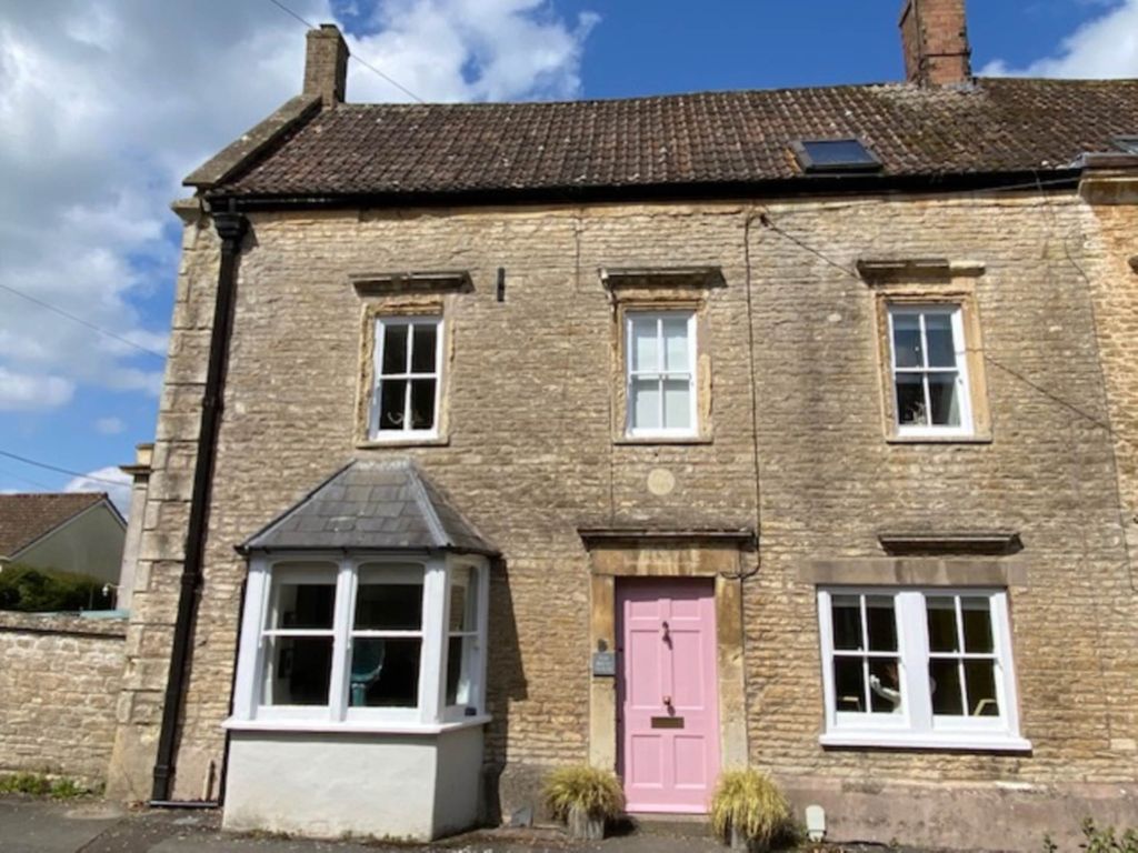 Property photo 1 of 26