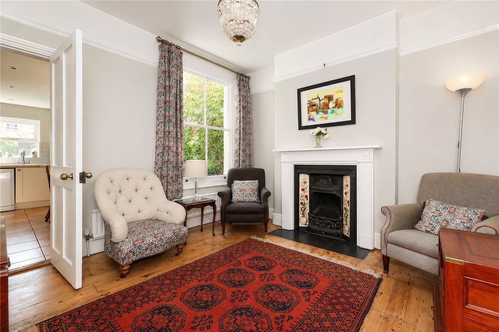 Property photo 3 of 19 Picture No. 11