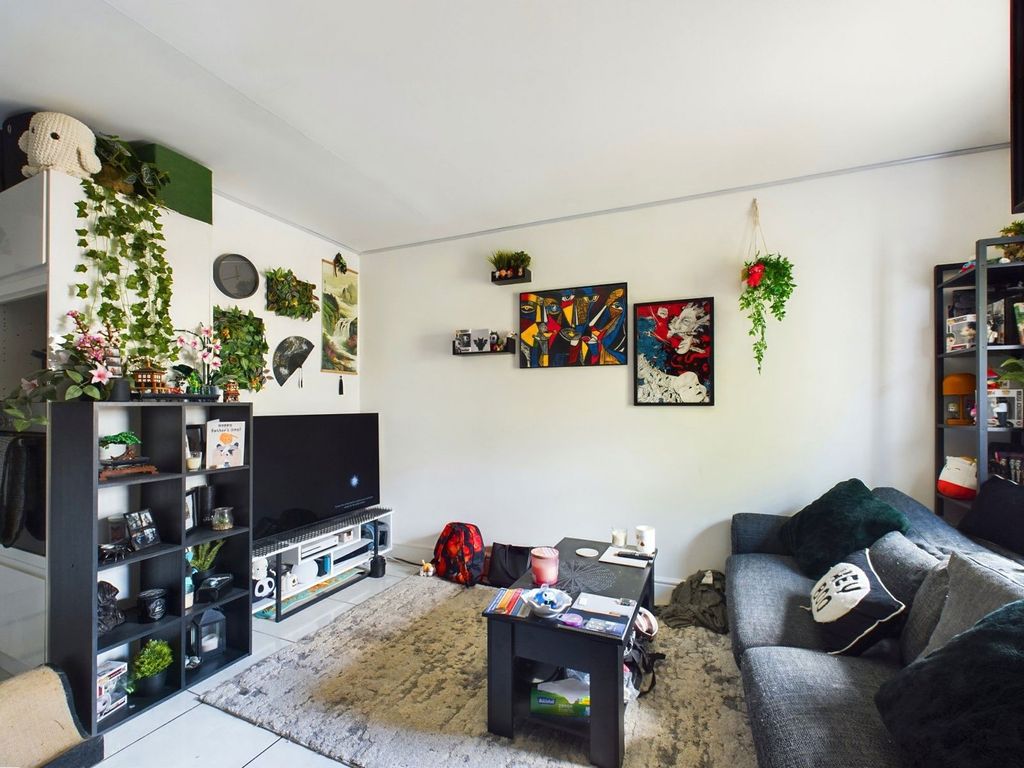 Property photo 2 of 6 Cam02619G0-Pr0250-Still002_1718961295324