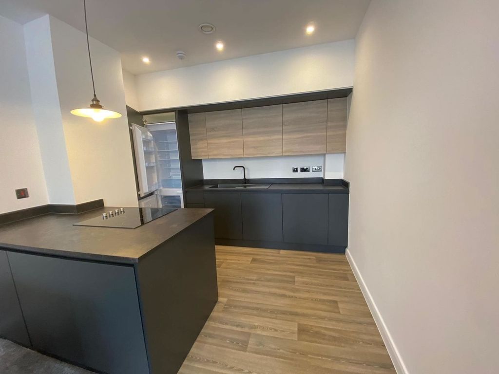 Property photo 2 of 9 Stonecros94743Kitchen x.Jpg