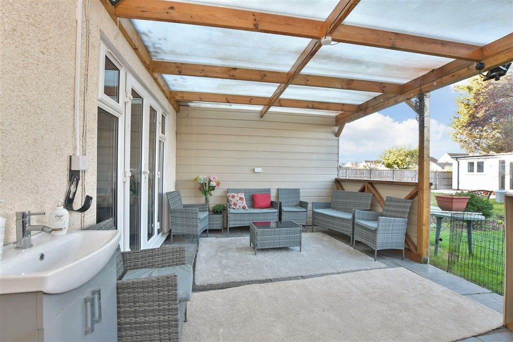 Property photo 1 of 17 External Feature