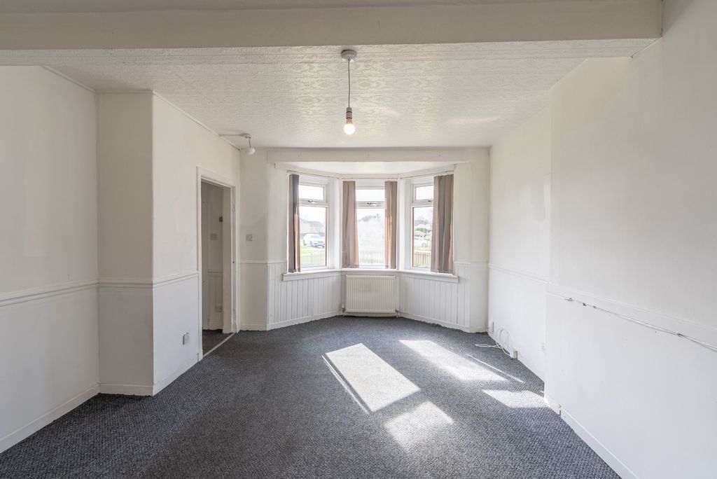 Property photo 2 of 28 Gallery